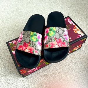 Original Gucci Slippers Size 9